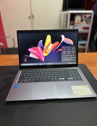 ASUS X515 i3 11th 8GB RAM 256GB SSD