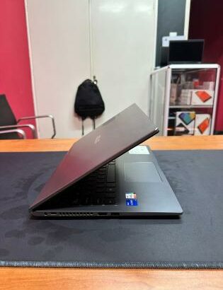 ASUS X515EA i5 11th 256GB SSD 8GB RAM