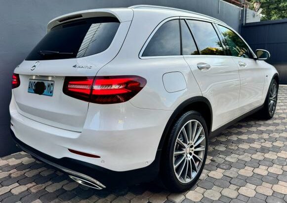 MERCEDES GLC250EDITION1 RECEM IMPORTADO