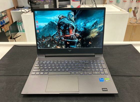 HP Victus 15-fa0009ni Gaming FHD 15.6” i5-12450H 16GB 512SSD RTX3050 W11P