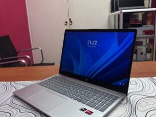 HP 15fc000ni AMD Ryzen 7 7730U(i7 13th)  16GB RAM 512GB SSD Gráfica AMAD