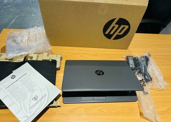 Hp 250 15.6 Inch G9 NoteBook Pc Novinho 1 Ano de Garantia Celeron N4500 1.10 GHZ 12 TH Gen  8 GB DDR4 SDRAM  + 256 GB SSD  Intel UHD Graphics  Preço U