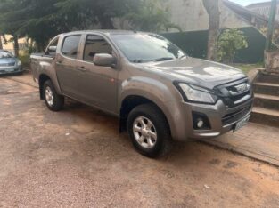 vendo isuzu d max e hilux D4D