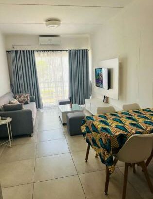 Vende-se Luxuoso Apartamento T1 moderno no condomínio casa jovem