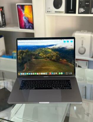 MacBook Pro 2019 i9 16”