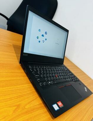 Lap  Top Gráfico para Trabalhos pesados em Promoção, De Revestimento Metalico Lenovo ThinkPad E480 8TH GEN Intel core i7-8550U 1.80 GHZ (8 CPUS) 8 GB