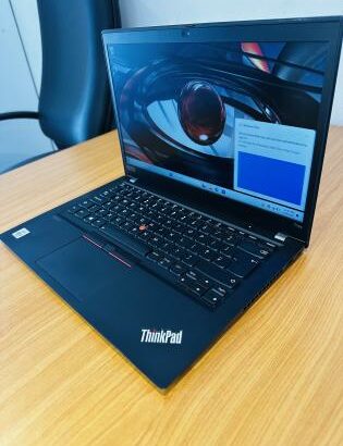 Lap Top Touchscreen Lenovo ThinkPad T14S Executive and Classic Lap Top,Intel Core i5-10210U 1.60 GHZ 10 TH Gen (08 CPUs),8 GB DDR4 SDRAM , 256 GB SSD