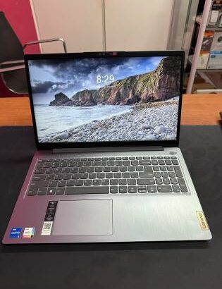 Lenovo Ideapad 3 i5 11th 8GB RAM 256GB SSD