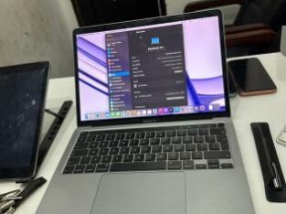 MacBook Pro Touchbar 2020 i5 13.3” 16GB RAM 512GB SSS