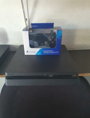 PS4 Slim 500GB Com 1Joy e 1 Jogo Digital