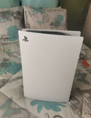 PS5 825GB SSD