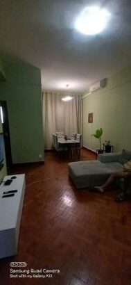 Vende-se APT/ T2 espaçoso no 3° andar pronto habitar