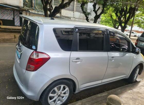 Vendo Modelo: Toyota Ractis 
Motor : 1.5ccc
Caixa Automatica
Suspensaõ intacta