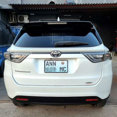 Toyota Harrier 4WD 2014