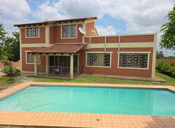 Vende-se Casa Tipo 3 na Matola a Tchumene 2