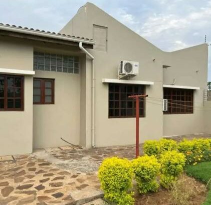 Arrenda-se Casa Tipo 3 na Matola Malhampsene