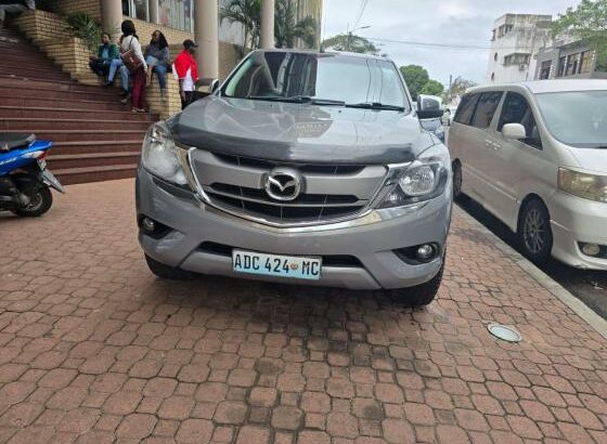 MAZDA BT-50 2015 3.2 AUTOMÁTICO 4X4
