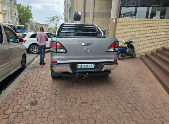MAZDA BT-50 2015 3.2 AUTOMÁTICO 4X4
