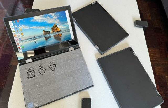 LENOVO 300e Gen 2 Intel Celeron Ecrã Conversível 360 graus touch screen