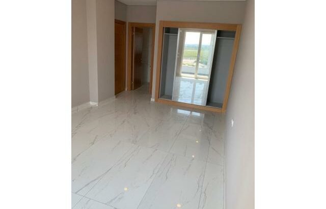 Arrenda-se Luxuoso Apartamento T3 no Deco Assos