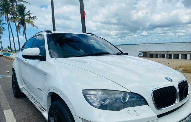 BMW X6 XDRIVE 40D – Aceito trocas