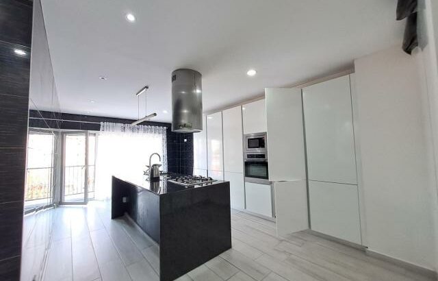 Arrenda-se Luxuoso Apartamento T3 mobilado no condomínio Saphire Residence