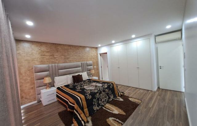 Arrenda-se Luxuoso Apartamento T3 mobilado no condomínio Saphire Residence