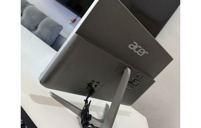 Acer ALL IN ONE C22  Intel Core i5-1135G7
