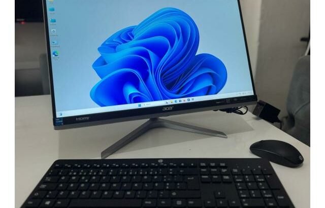 Acer ALL IN ONE C22  Intel Core i5-1135G7