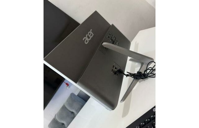 Acer ALL IN ONE C22  Intel Core i5-1135G7
