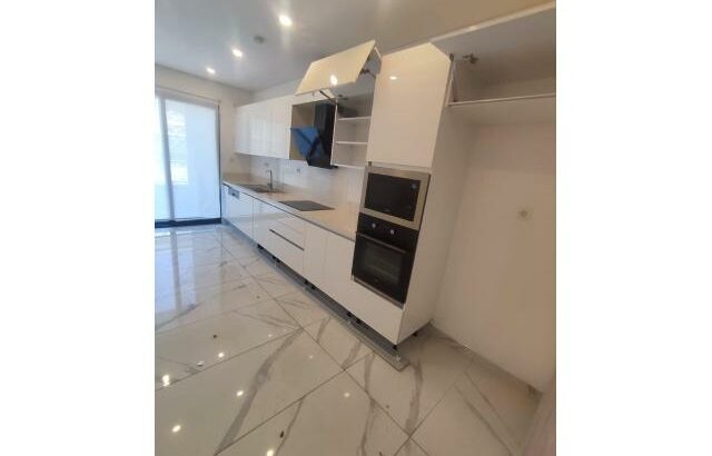 Arrenda-se Luxuoso Apartamento T3 no condomínio The orquídea