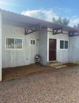 Vendo T2 em condomínio de 5 casas na Matola