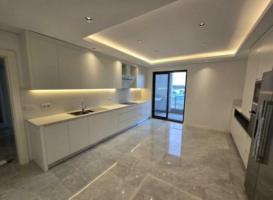 FURNISHED – 4 bedroom penthouse for sale with pool, sea view – ESCOLA PORTUGUESA