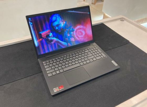 Lenovo V15 G4 AMN 250Nits 15.6” Ryzen3-7320U 8GB 256SSD W11P