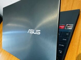 Asus ZenBook UM425U NoteBook  Magic TouchPad,AMD Ryzen 5-5500U , 8 GB DDR4 SDRAM , 512 GB SSD NVME , AMD Radeon Graphics, 14 inch Display FHD 1920*108