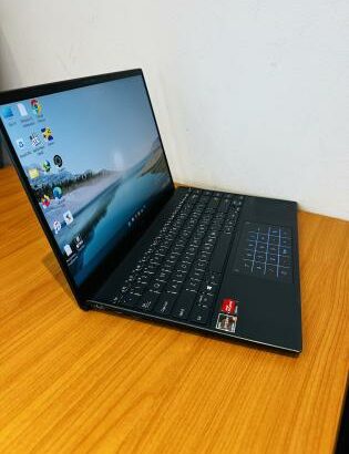 Asus ZenBook UM425U NoteBook  Magic TouchPad,AMD Ryzen 5-5500U , 8 GB DDR4 SDRAM , 512 GB SSD NVME , AMD Radeon Graphics, 14 inch Display FHD 1920*108