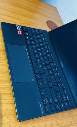 Asus ZenBook UM425U NoteBook  Magic TouchPad,AMD Ryzen 5-5500U , 8 GB DDR4 SDRAM , 512 GB SSD NVME , AMD Radeon Graphics, 14 inch Display FHD 1920*108