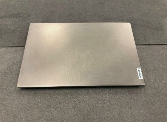 Lenovo V15 G4 AMN 250Nits 15.6” Ryzen3-7320U 8GB 256SSD W11P