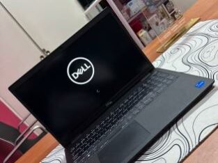 Dell Latitude 3520 i5 11th 8GB RAM 512GB SSD
