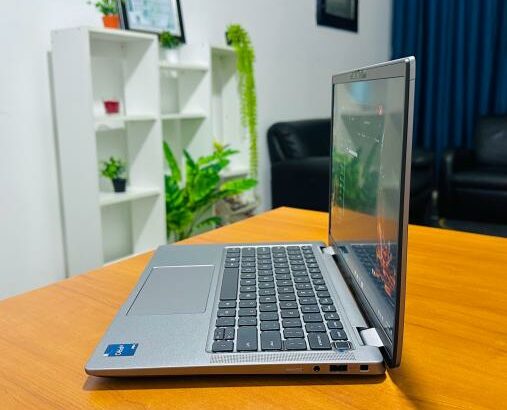 Dell Latitude 7430 2024 i7 13th 16GB RAM 512GB SSD
