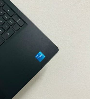 Dell Vostro 15 3520 i3 11th 8GB RAM 256GB SSD