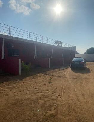 Vendo T1 em condomínio de 6 casas na Matola