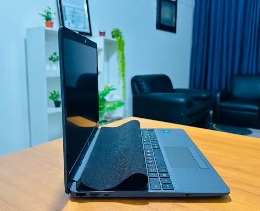 HP 250 G9 Celeron N4500 12th Gen 8GB RAM 256GB SSD Novo