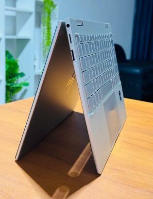 HP Eny 14 X360 2in1 i7 12th 8GB RAM 1TB SSD