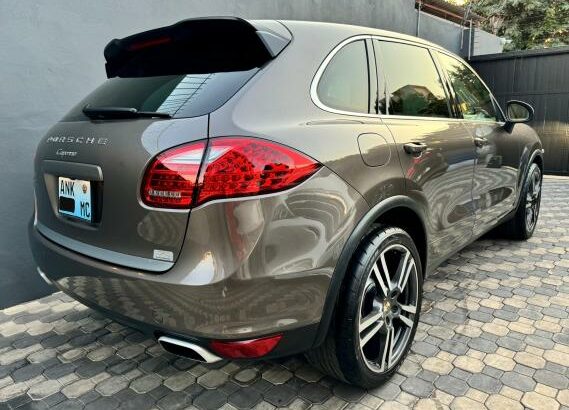 PORSCHE CAYENNE RECENT IMPORT