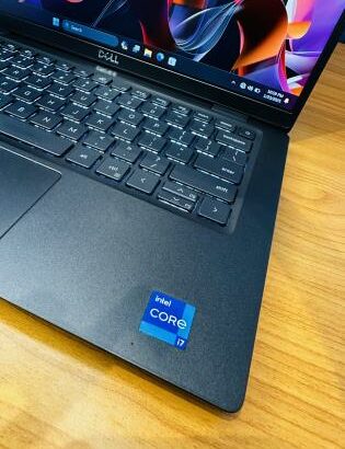 Lap Super Limpo Dell Latitude 7320 Touchscreen  Display  Intel Core i7-1185G7 vPro Win 11 Pro Intel Iris Xe Graphics 16 GB DDR4 SDRAM 256 GB SSD NVMe,