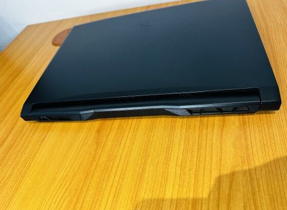 Lap Top Gamer MSI Intel Core i5-11400H ,2.40 GHZ , (12 CPUs),16GB DDR4 SDRAM , 512 GB SSD, 15.6 Polegadas FHD LED Display , intel UHD Graphics + NVIDI