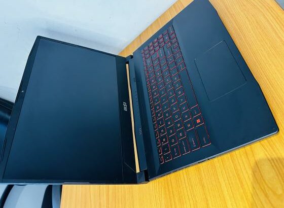 Lap Top Gamer MSI Intel Core i5-11400H ,2.40 GHZ , (12 CPUs),16GB DDR4 SDRAM , 512 GB SSD, 15.6 Polegadas FHD LED Display , intel UHD Graphics + NVIDI