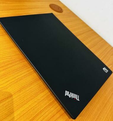 *Lap Top Semi-Novo 01 Ano de Garantia *Ultrabook  Lenovo ThinkPad T14 Gen 2 Carbon + Magnesium *intel core I5-1145G7 2.60 GHZ 11 TH Gen  (8CPUs) 14Pol