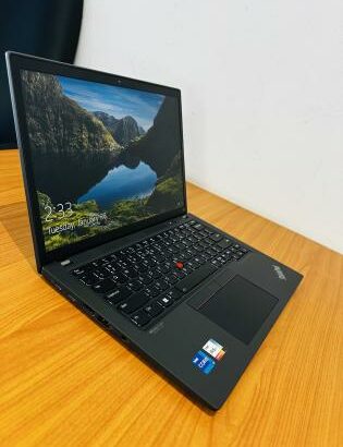 *Lap Top Semi-Novo 01 Ano de Garantia *Ultrabook  Lenovo ThinkPad X13 Gen 3 Carbon + Magnesium *intel core I7-1255U 1.70 GHZ 12 TH Gen  (12 CPUs) 13.3